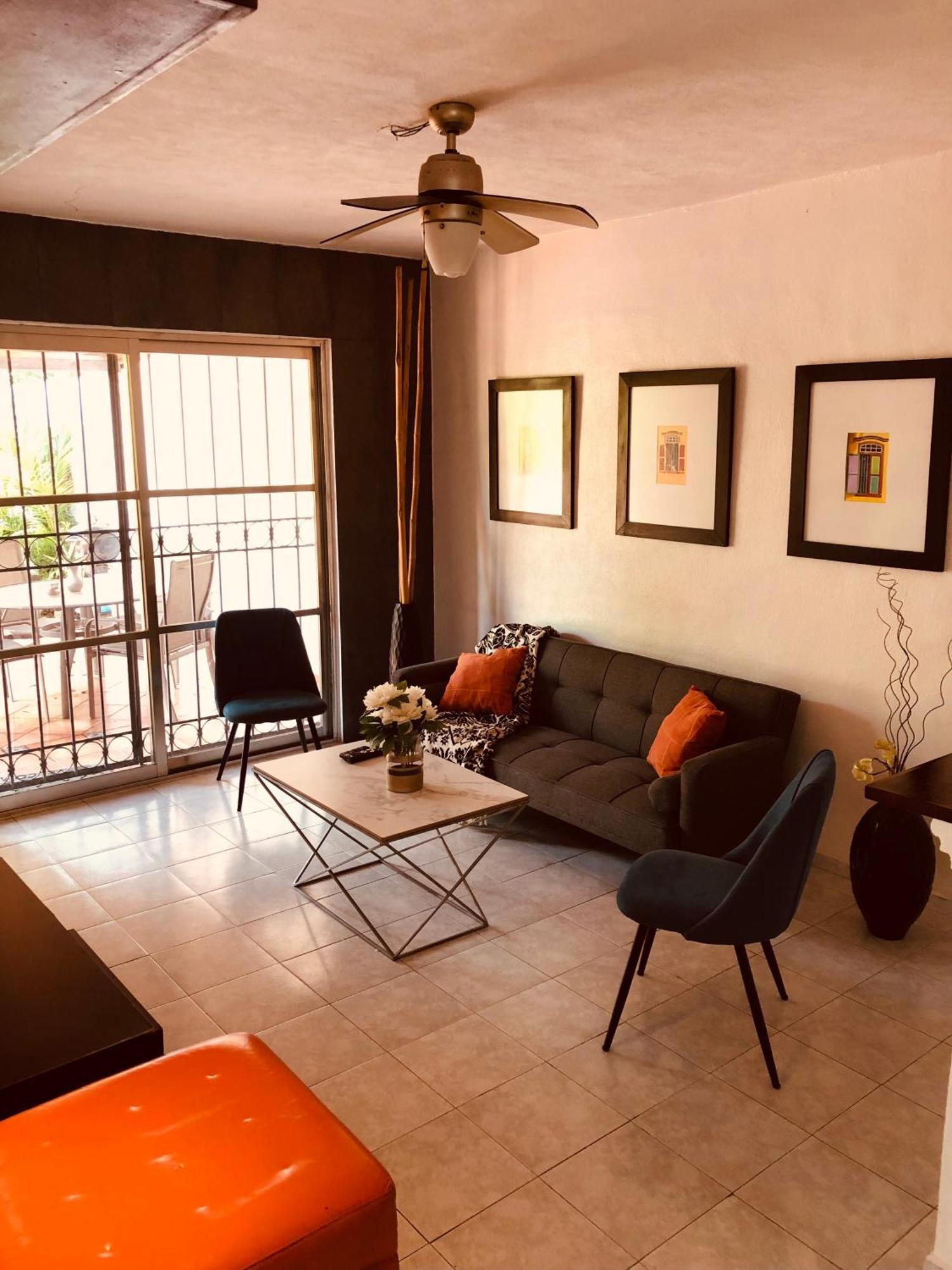 Ferienhaus Beautiful By The - 3bedrooms, 2.5baths